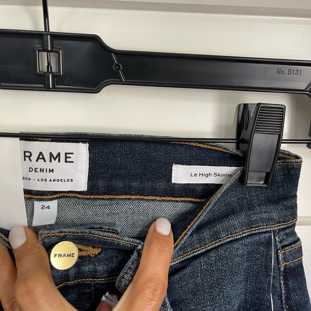 Frame Jeans - Picture 4 of 7